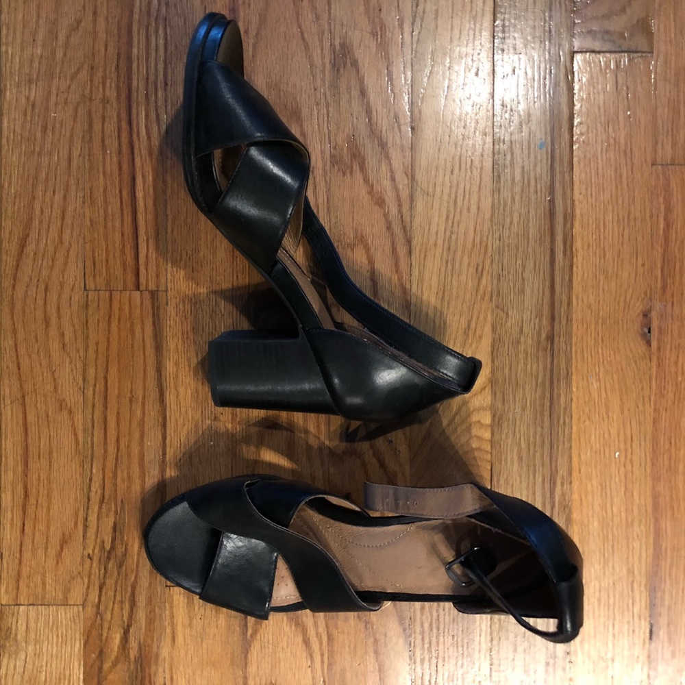 Clark’s heels